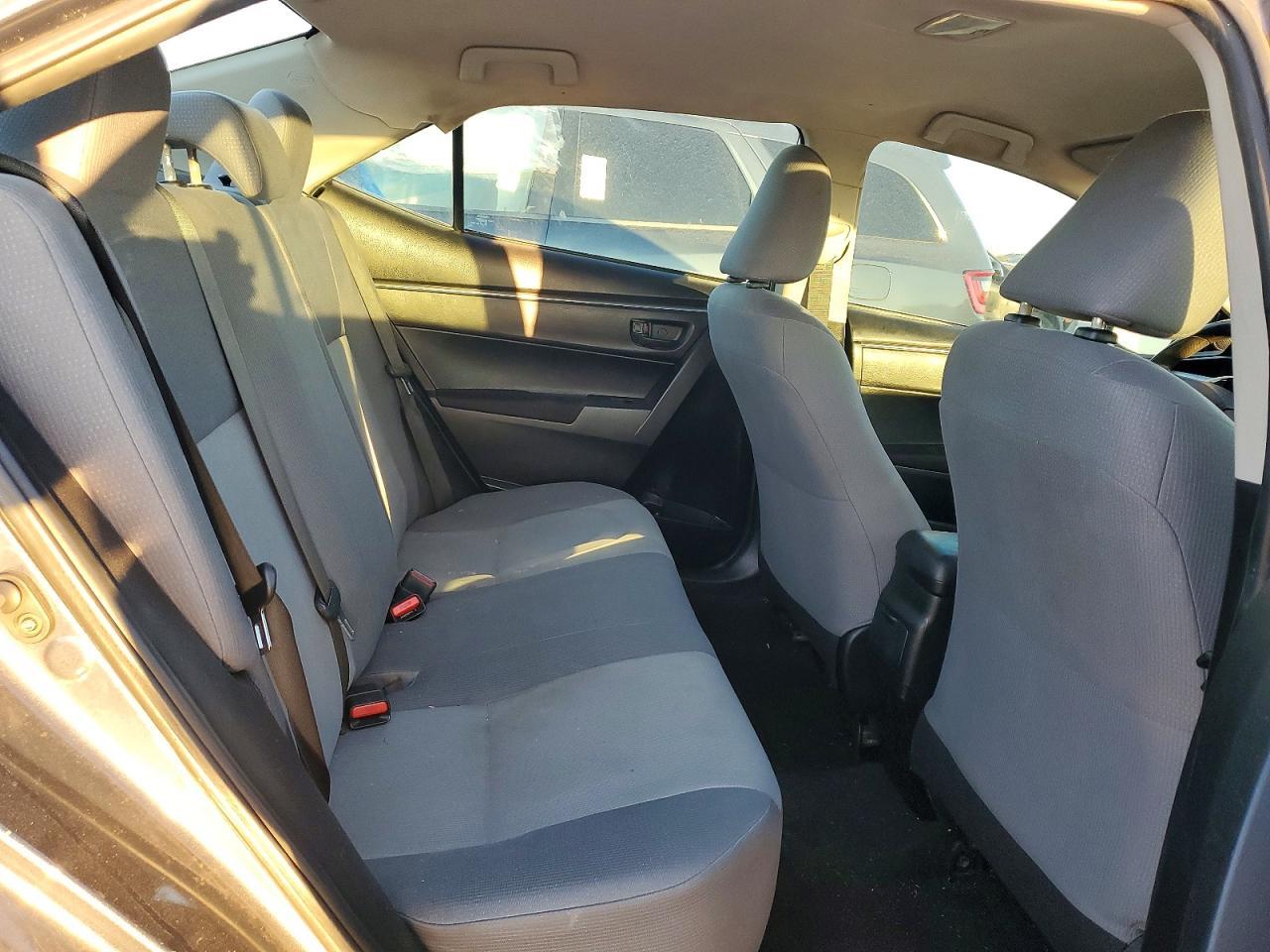 2016 TOYOTA COROLLA