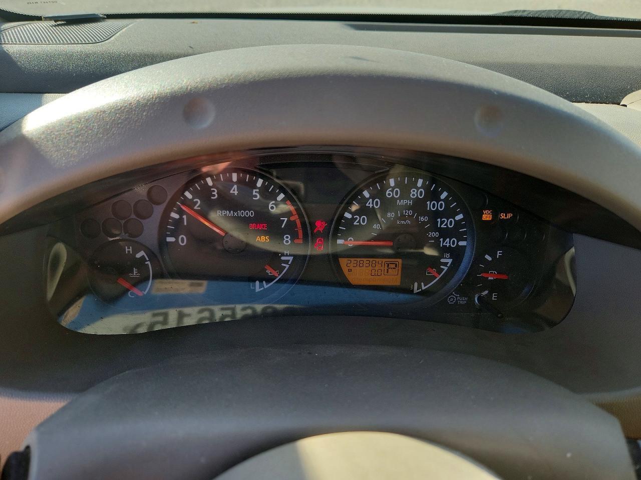 2011 NISSAN Frontier
