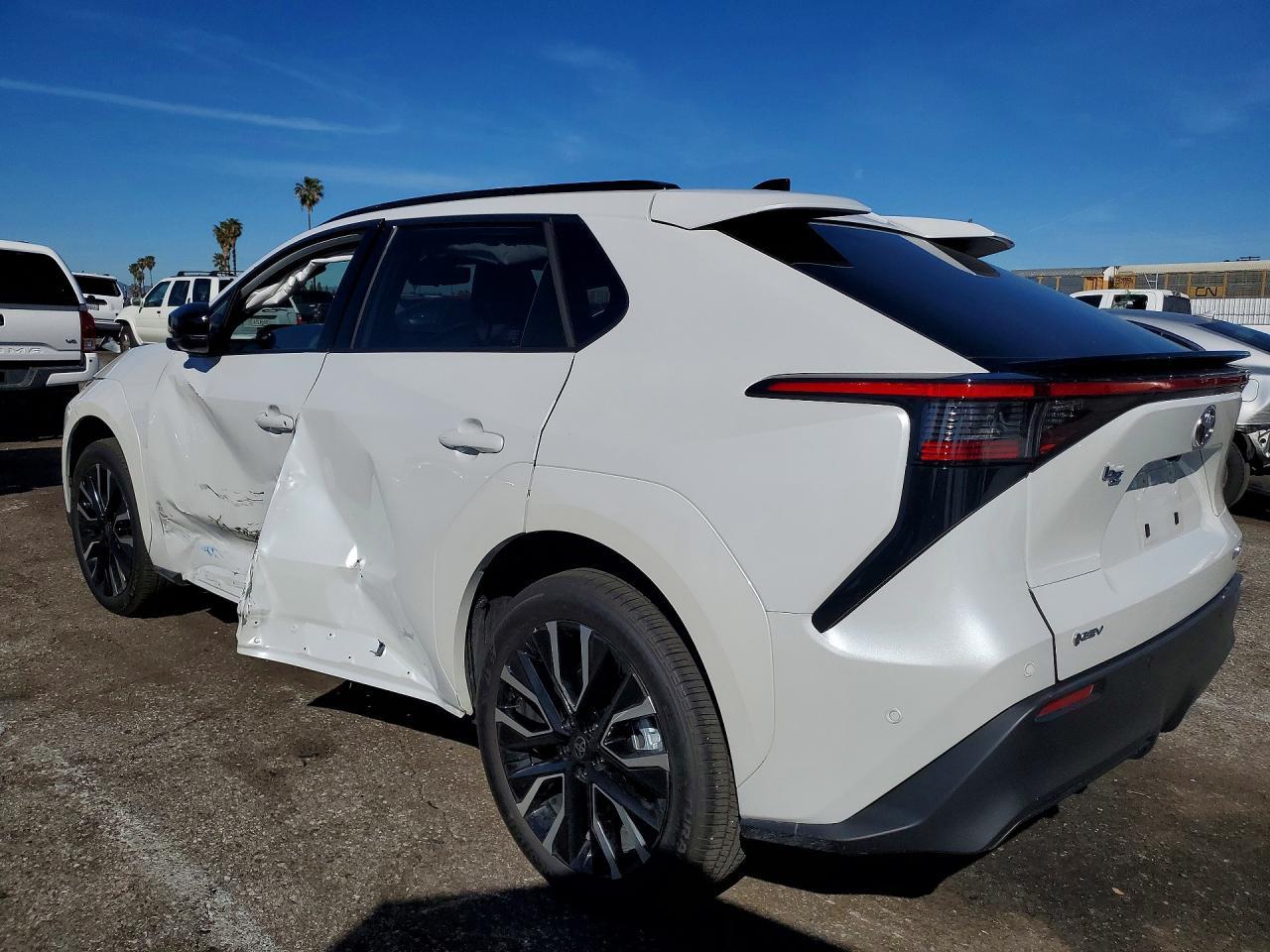 2026 TOYOTA Bz