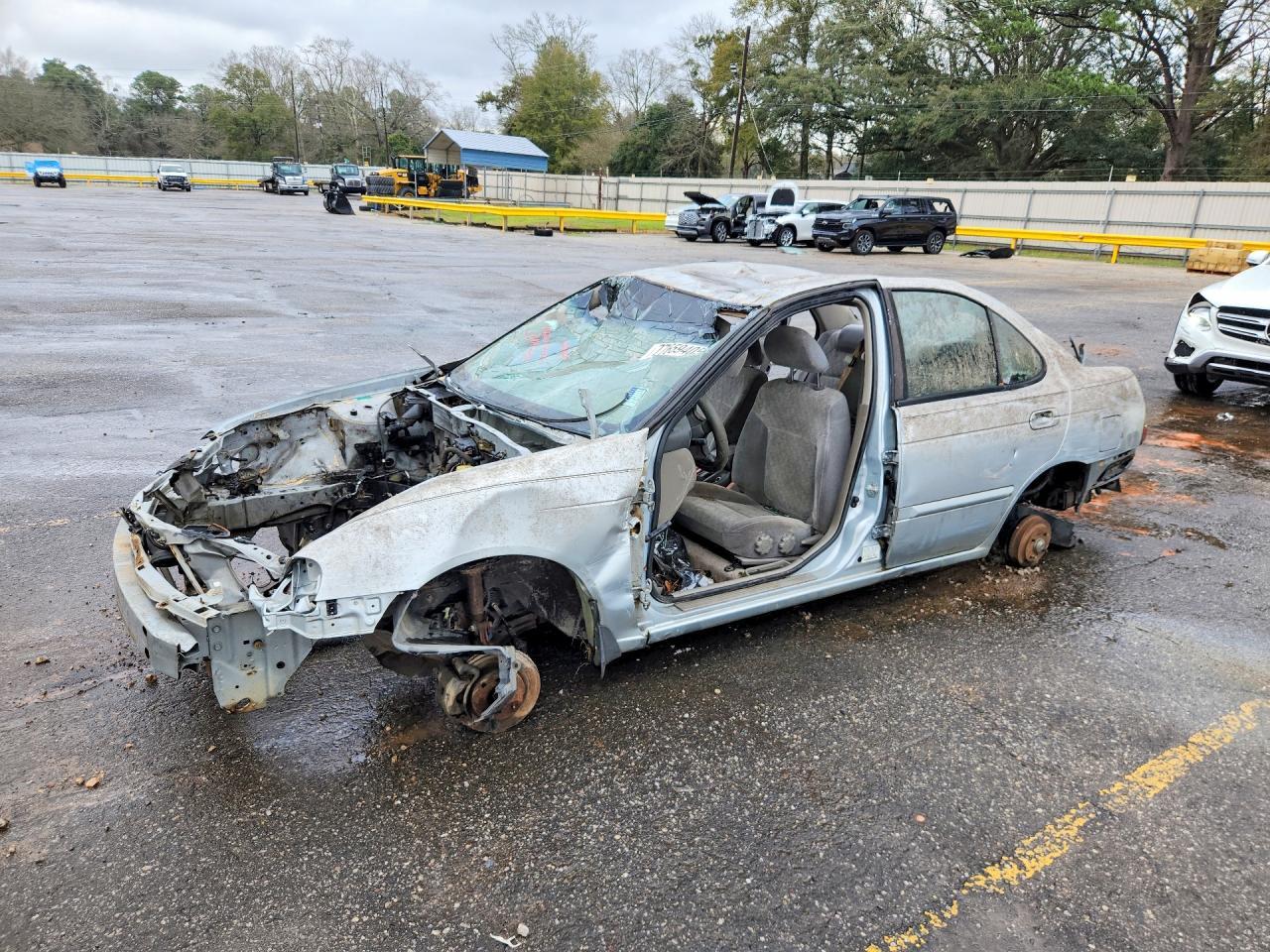 2002 NISSAN SENTRA