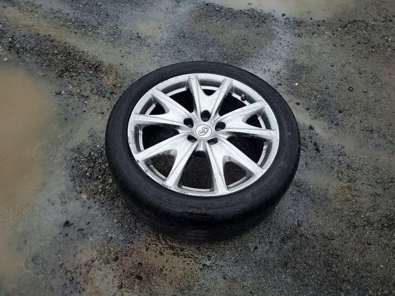 2011 INFINITI G37