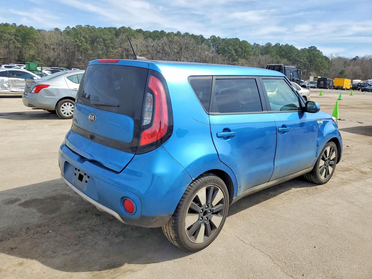 2018 KIA SOUL