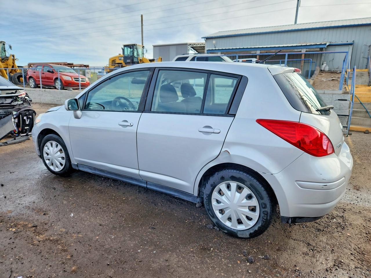 2012 NISSAN VERSA