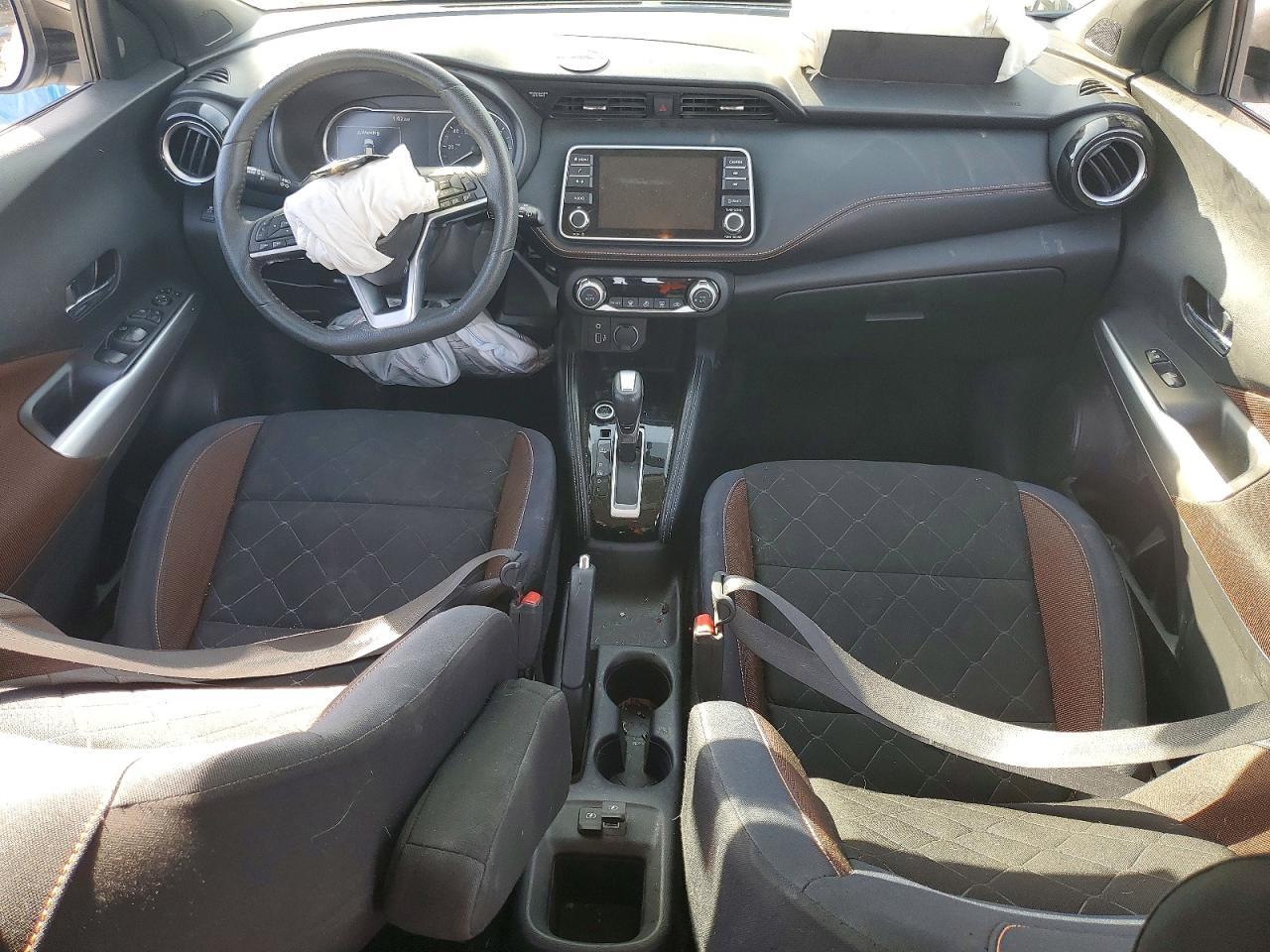 2018 NISSAN KICKS