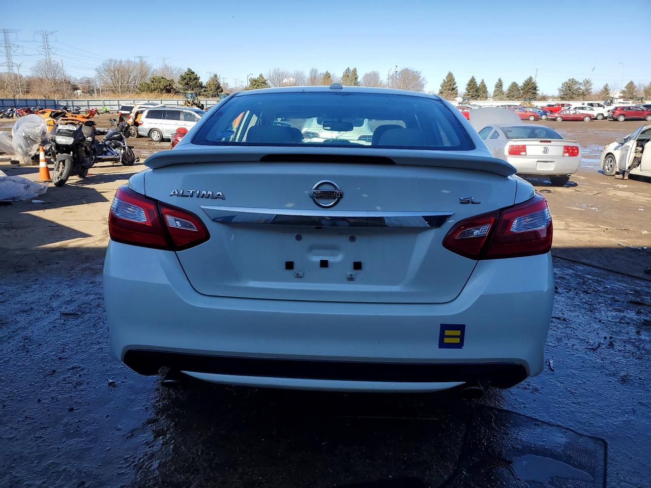 2016 NISSAN ALTIMA