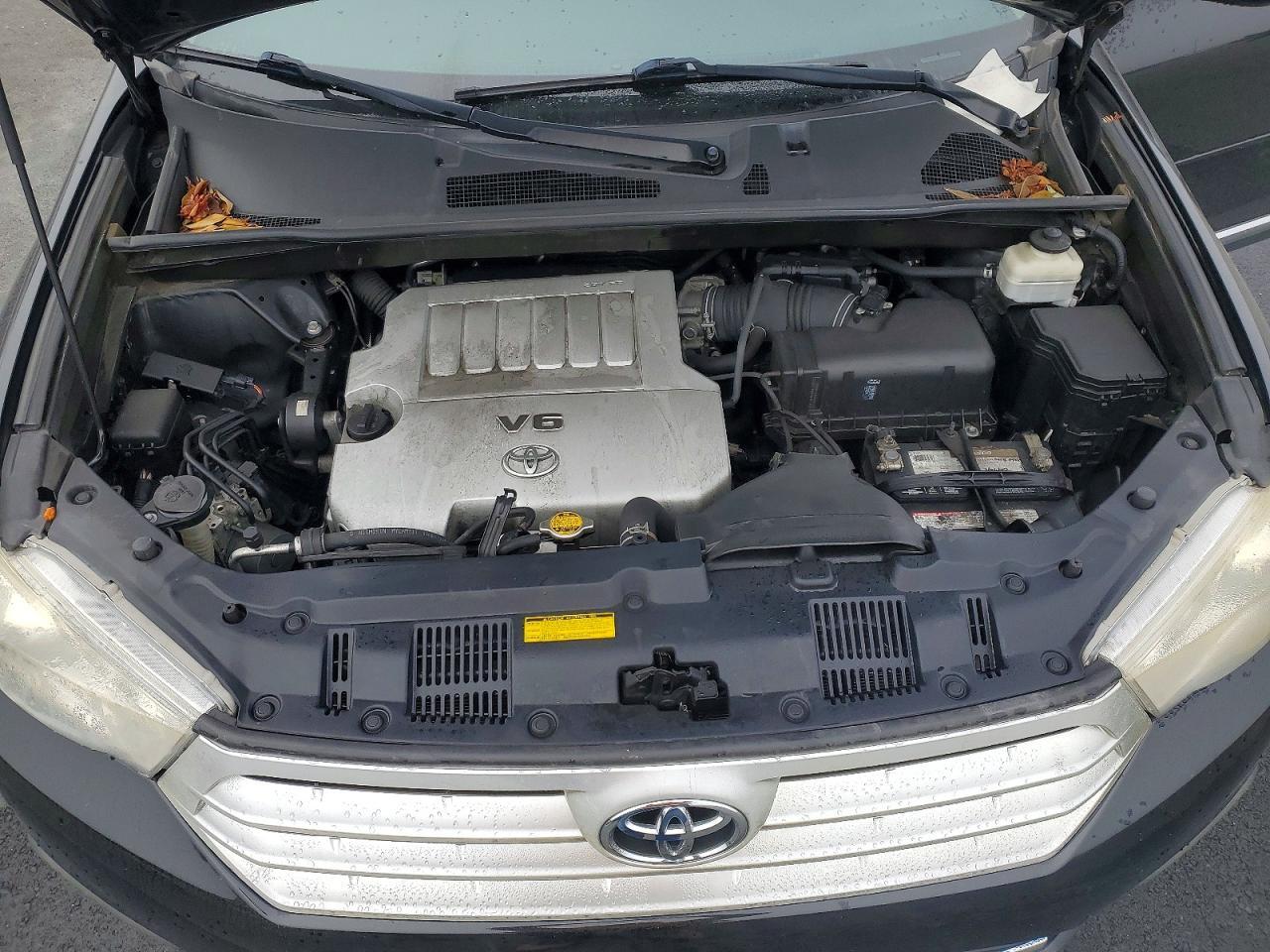 2013 TOYOTA HIGHLANDER
