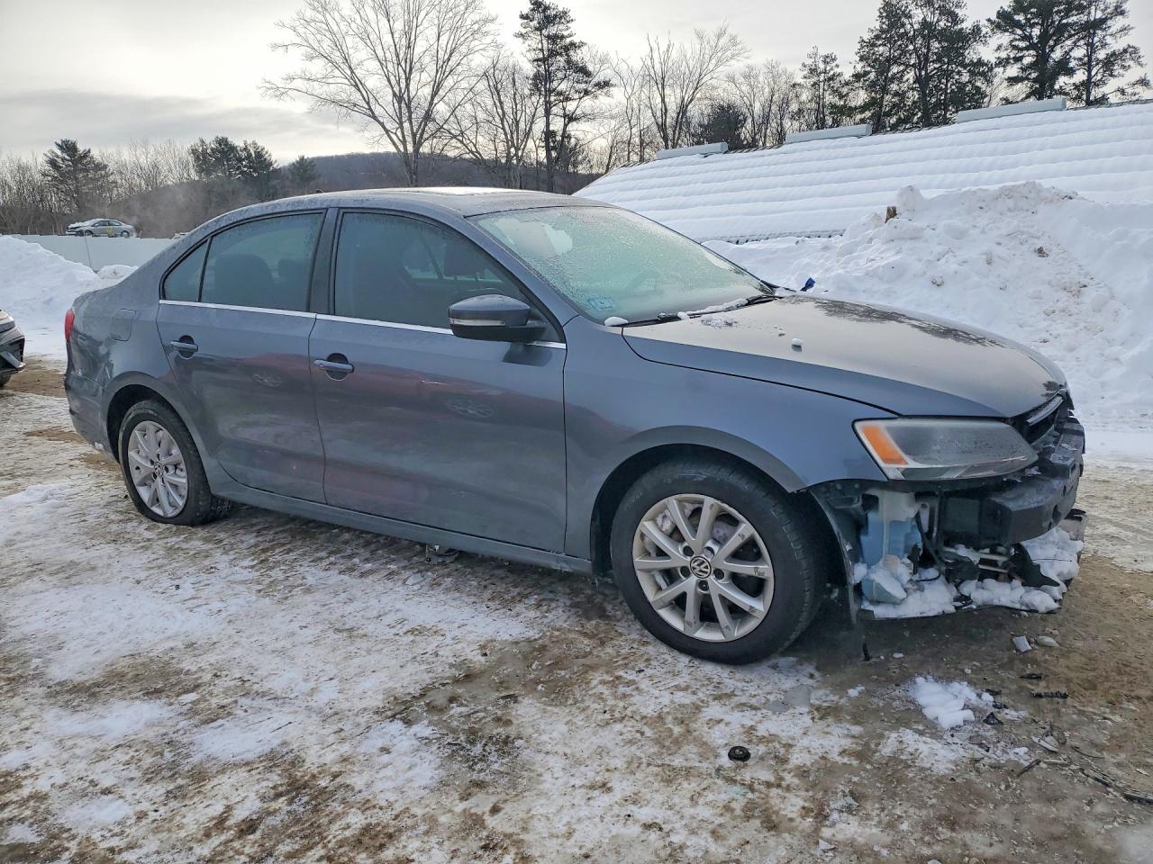 2014 VOLKSWAGEN JETTA
