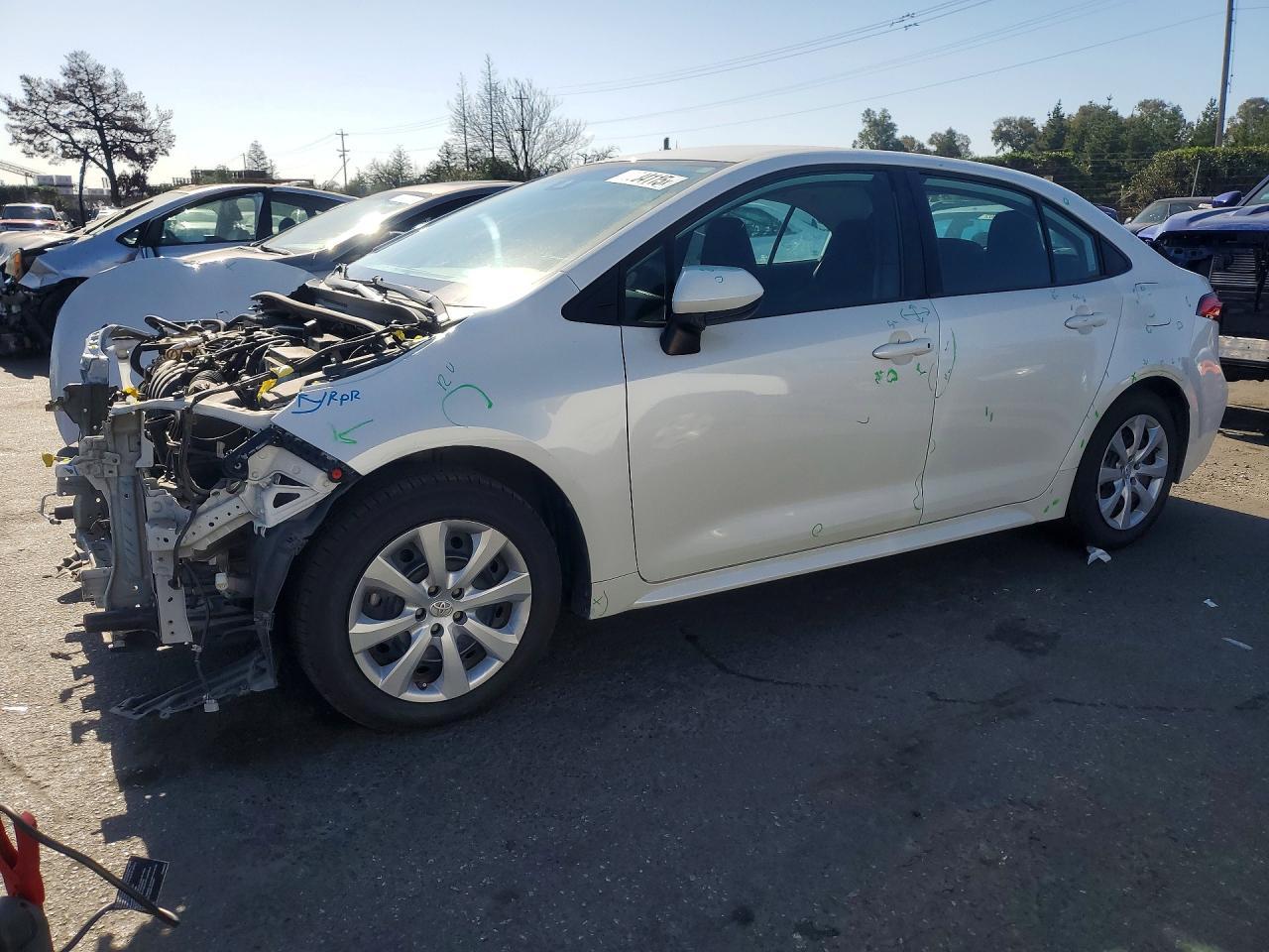 2020 TOYOTA COROLLA