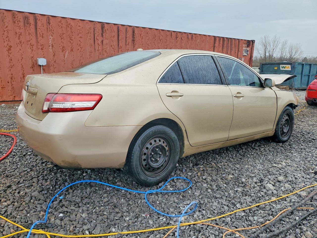 2011 TOYOTA CAMRY
