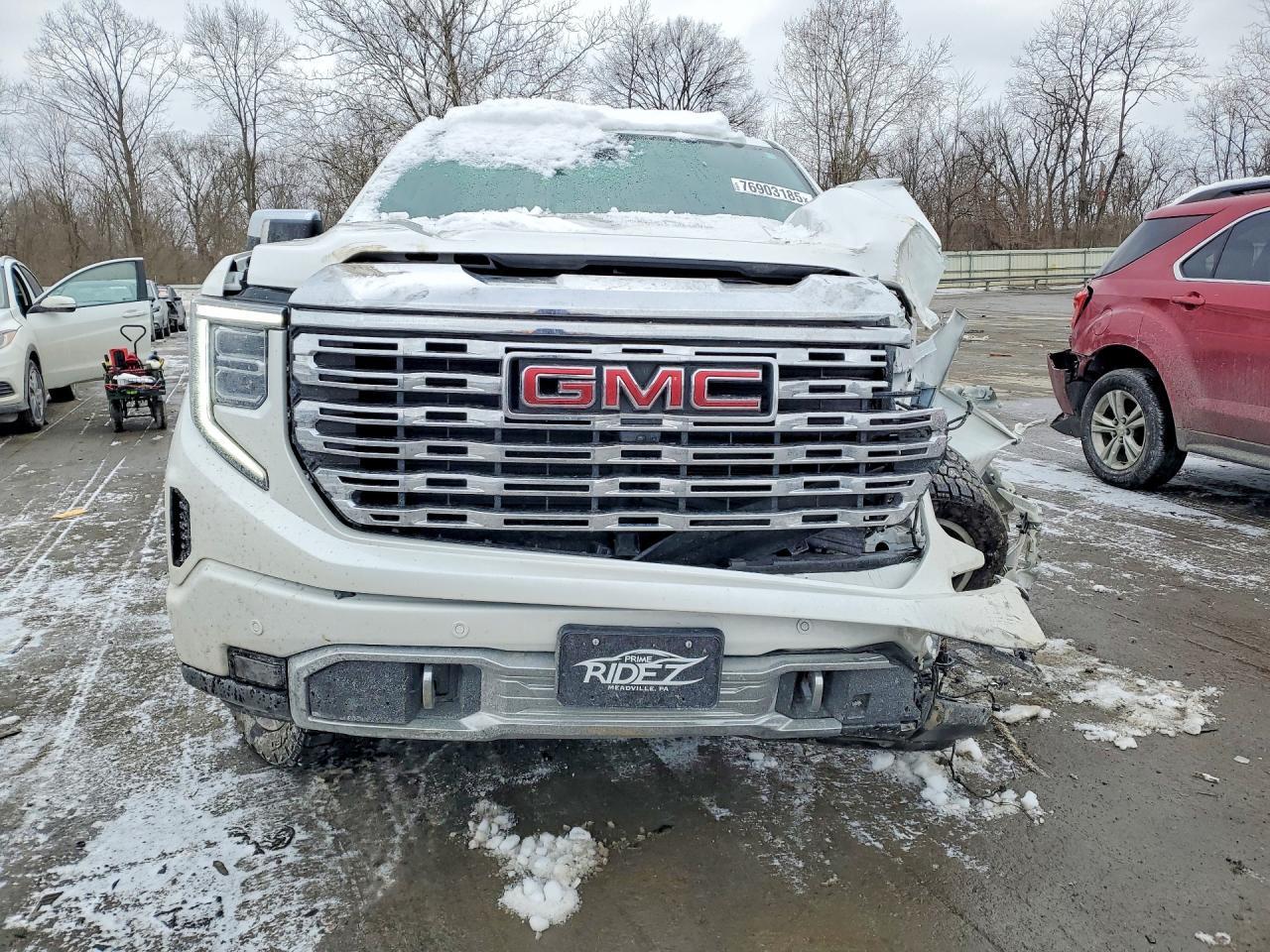 2025 GMC Sierra