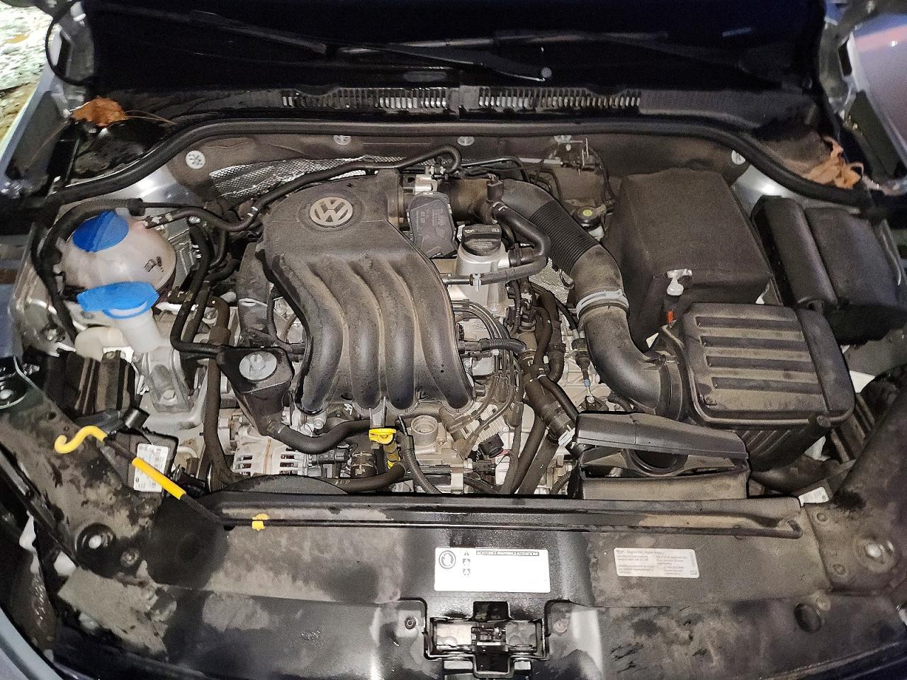 2015 VOLKSWAGEN JETTA
