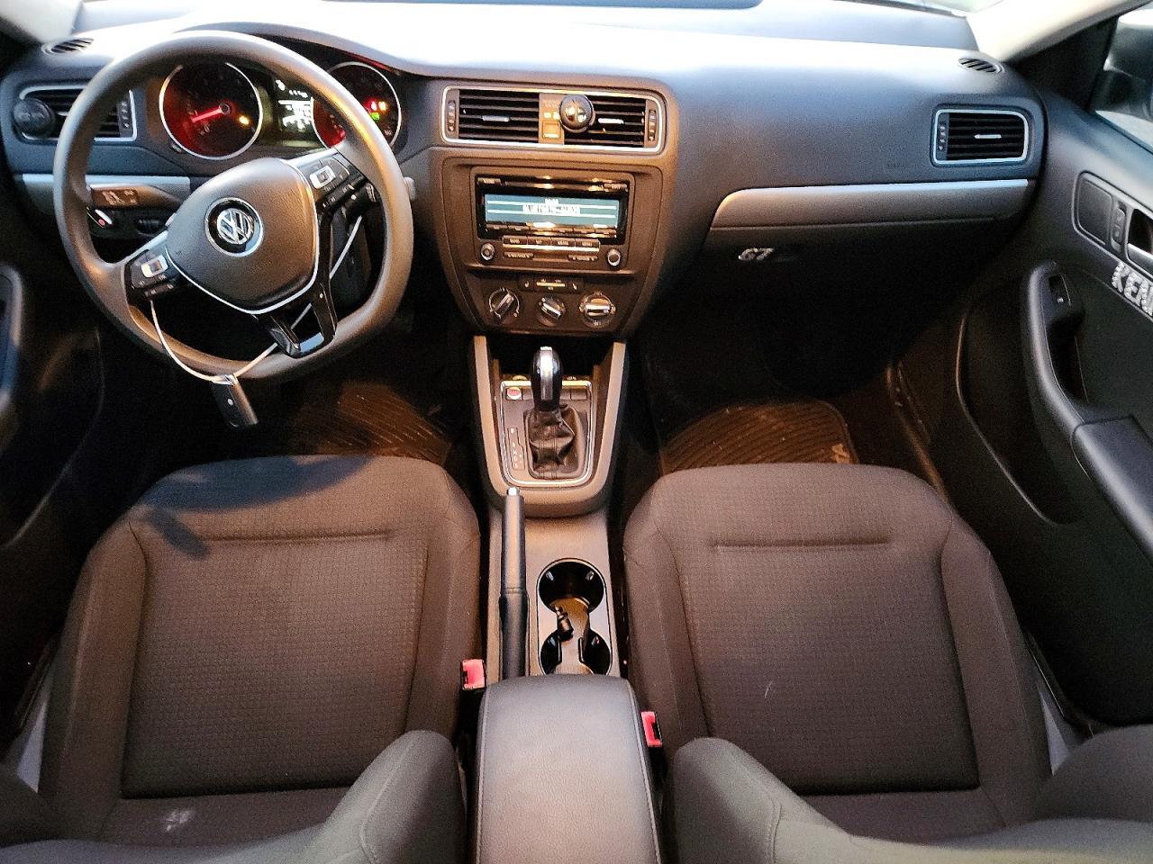 2015 VOLKSWAGEN JETTA