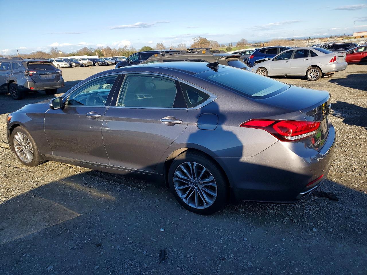 2016 HYUNDAI GENESIS