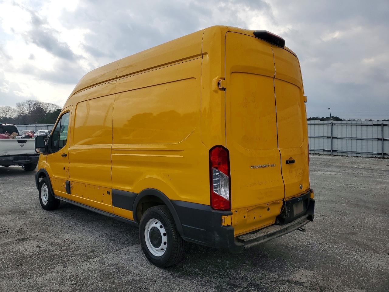 2021 FORD Transit