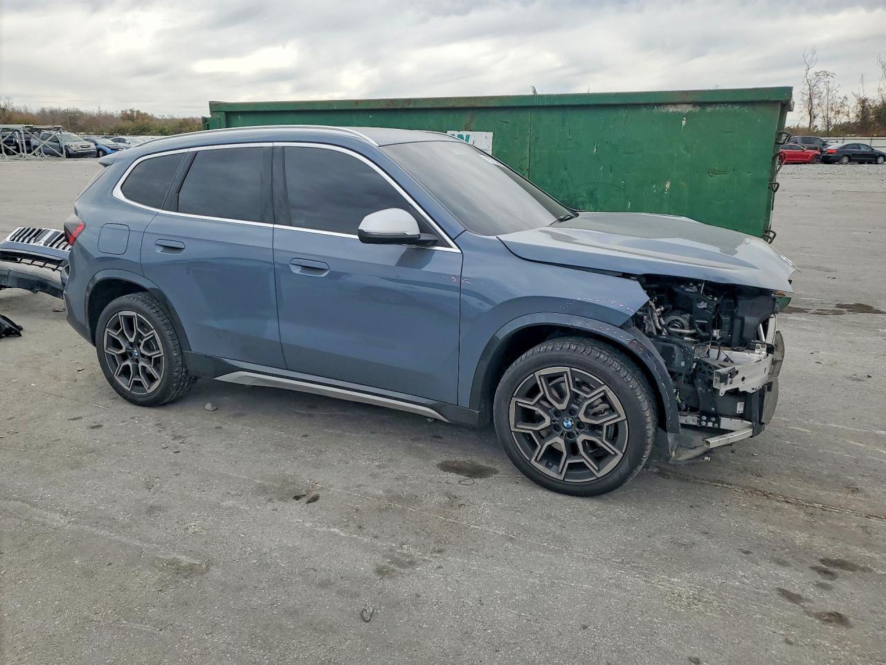 2023 BMW X1