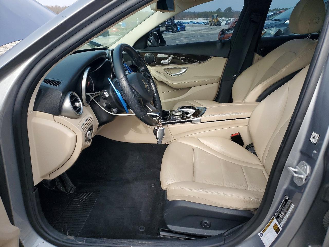 2016 MERCEDES-BENZ C-CLASS