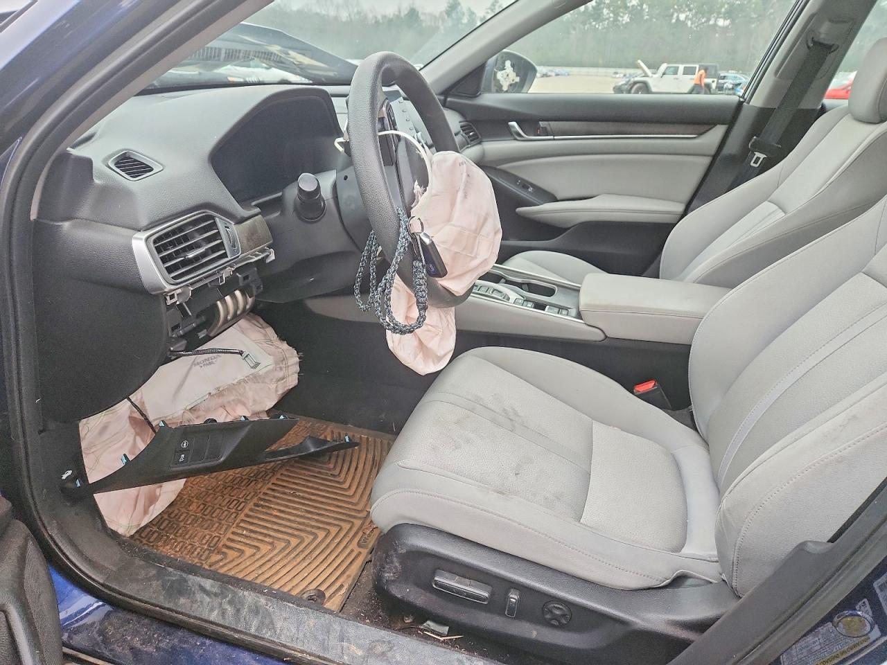 2018 HONDA ACCORD