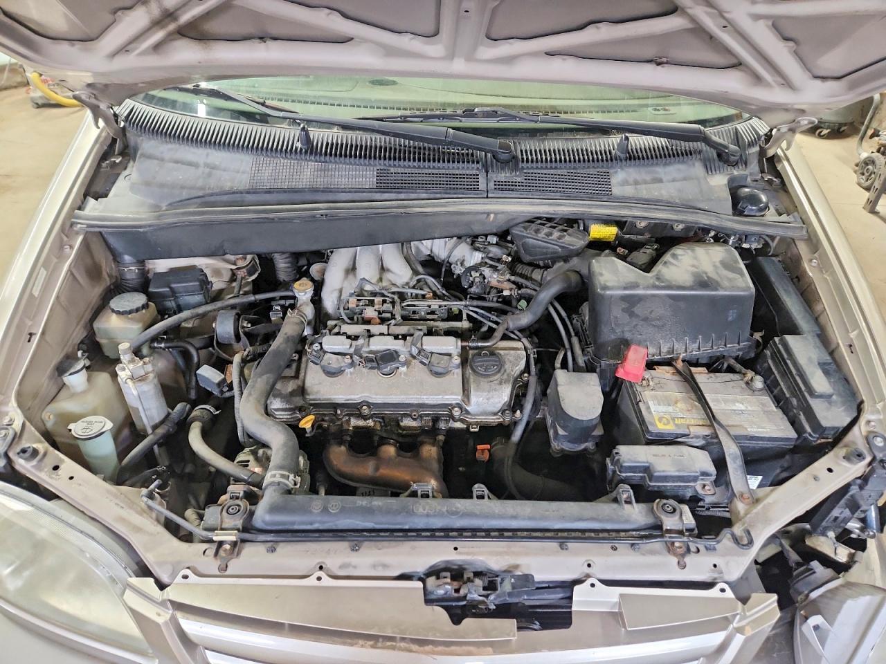 2002 TOYOTA SIENNA