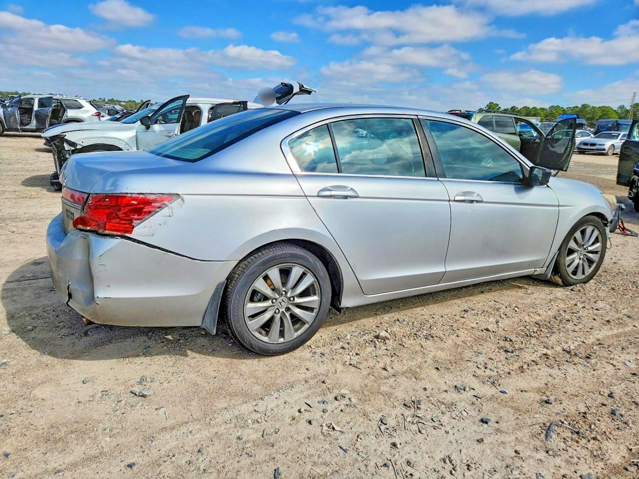 2011 HONDA ACCORD
