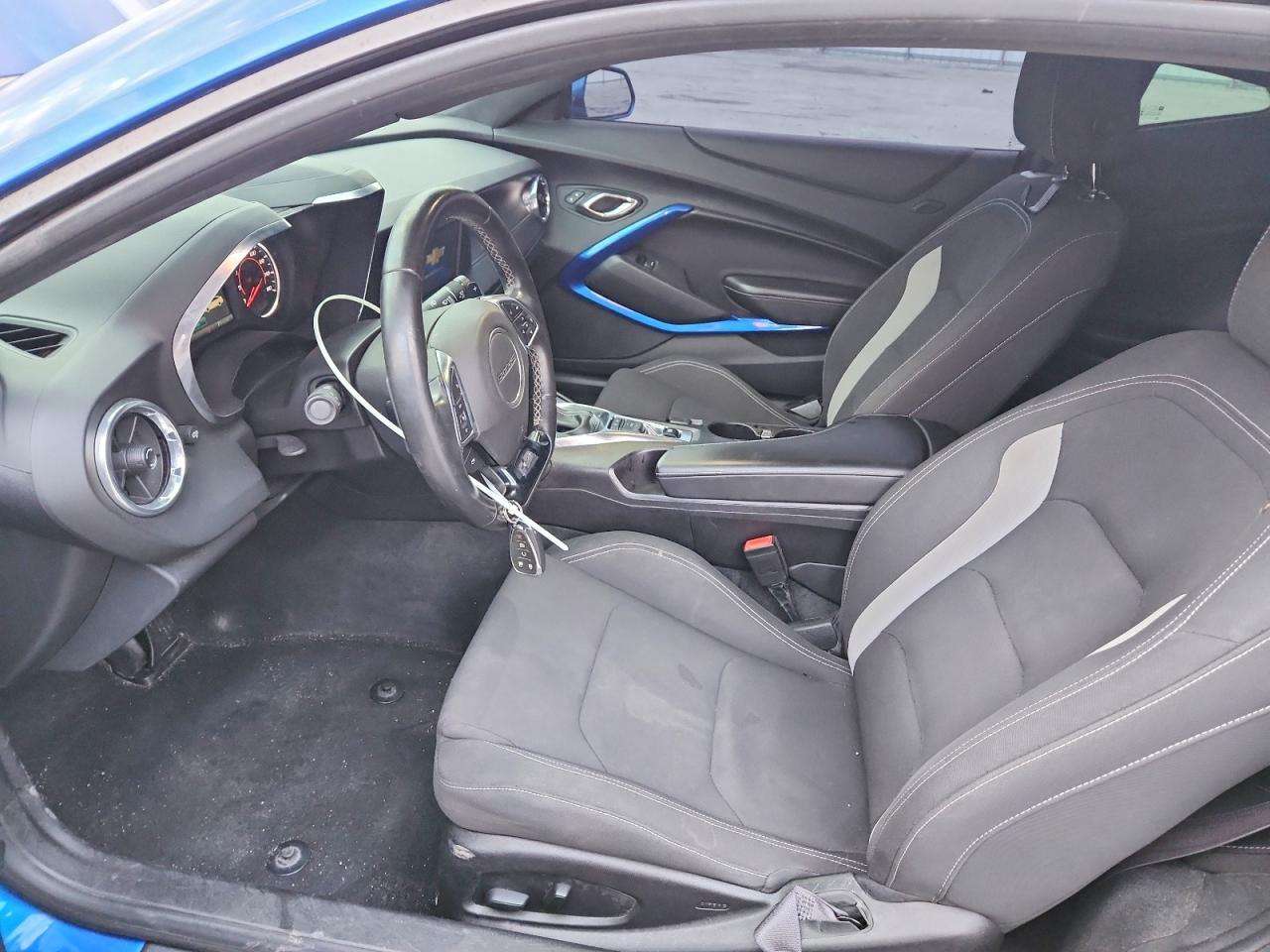 2017 CHEVROLET Camaro