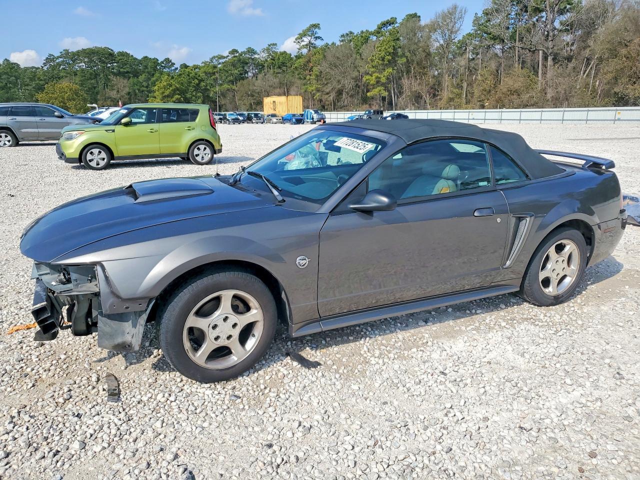 2004 FORD MUSTANG