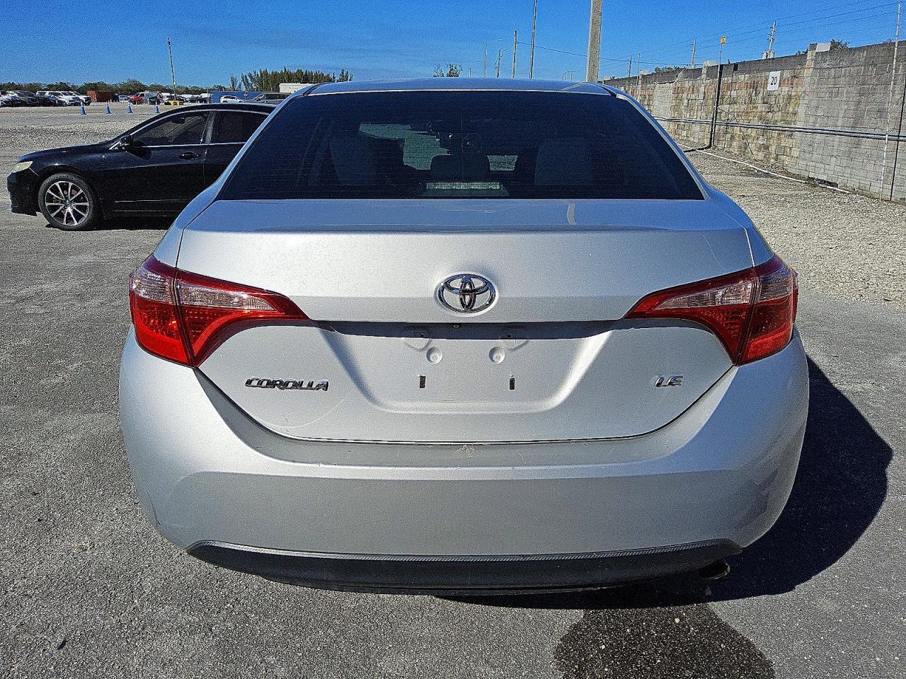 2018 TOYOTA COROLLA