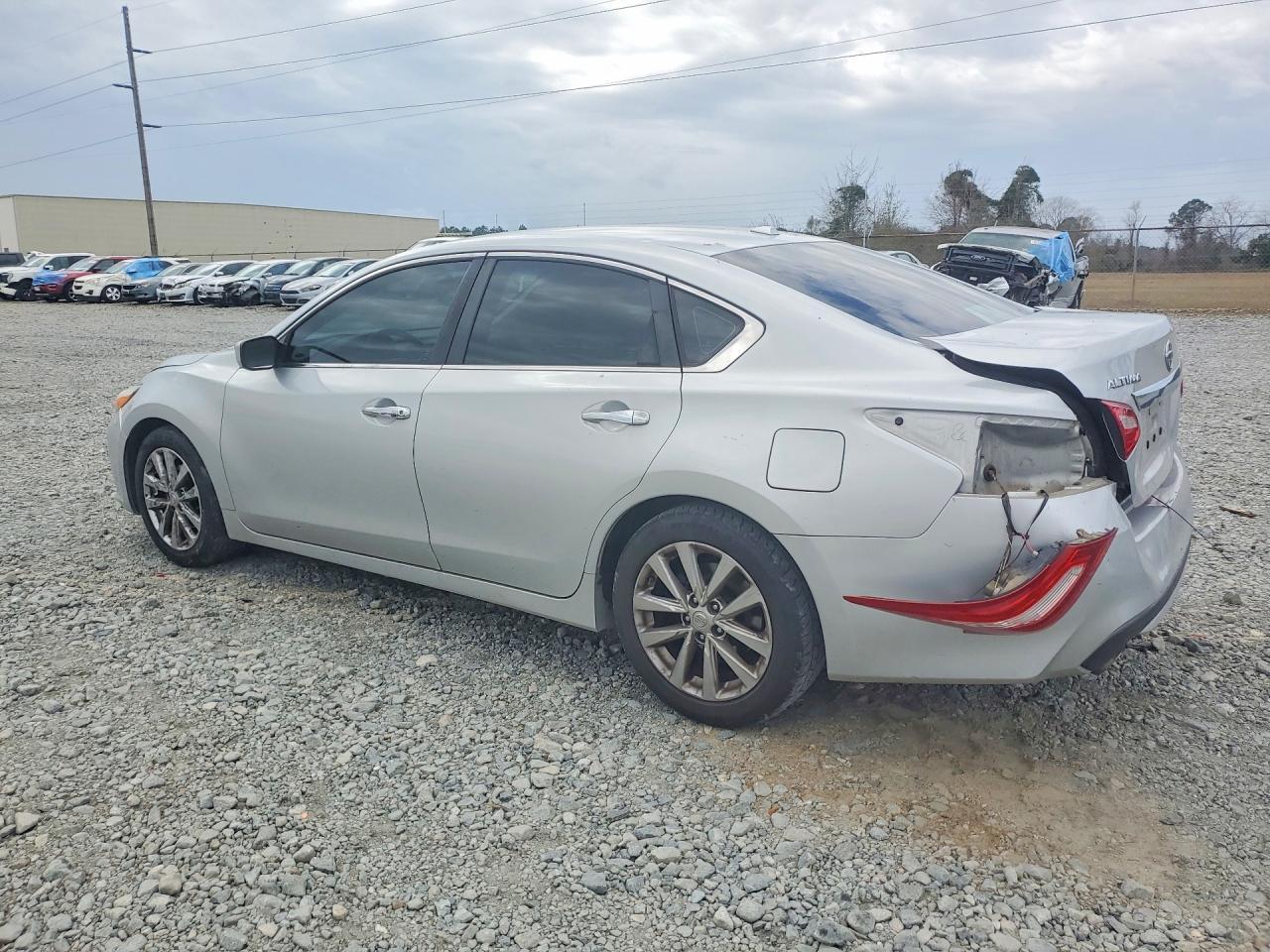 2017 NISSAN ALTIMA