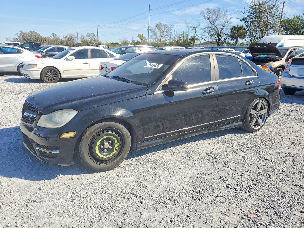 2011 MERCEDES-BENZ C-CLASS