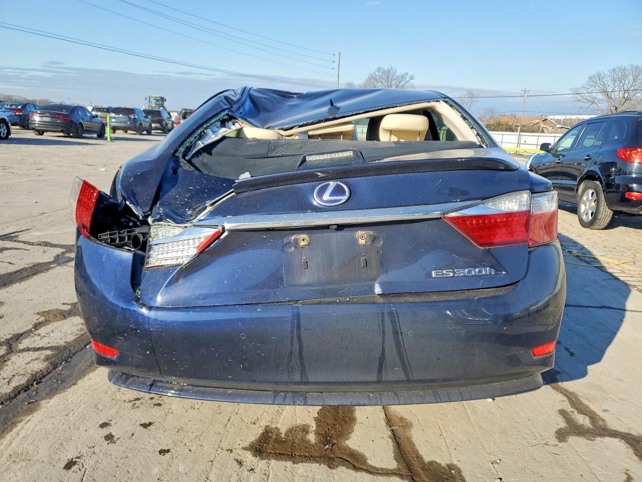 2013 LEXUS ES 300H