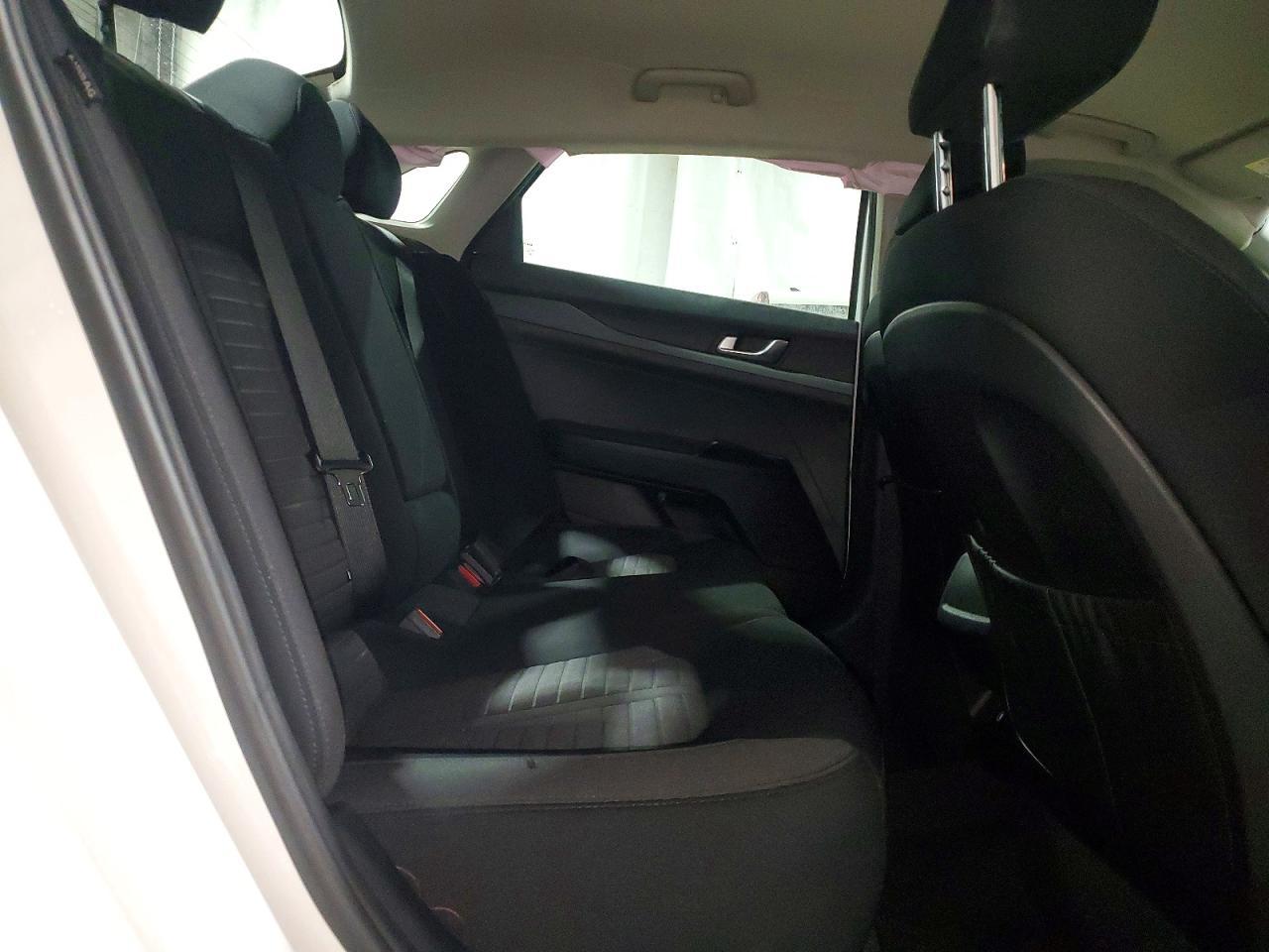 2025 KIA K5