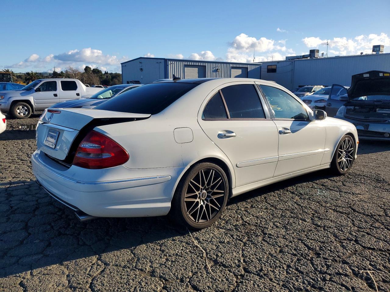 2008 MERCEDES-BENZ E-Class