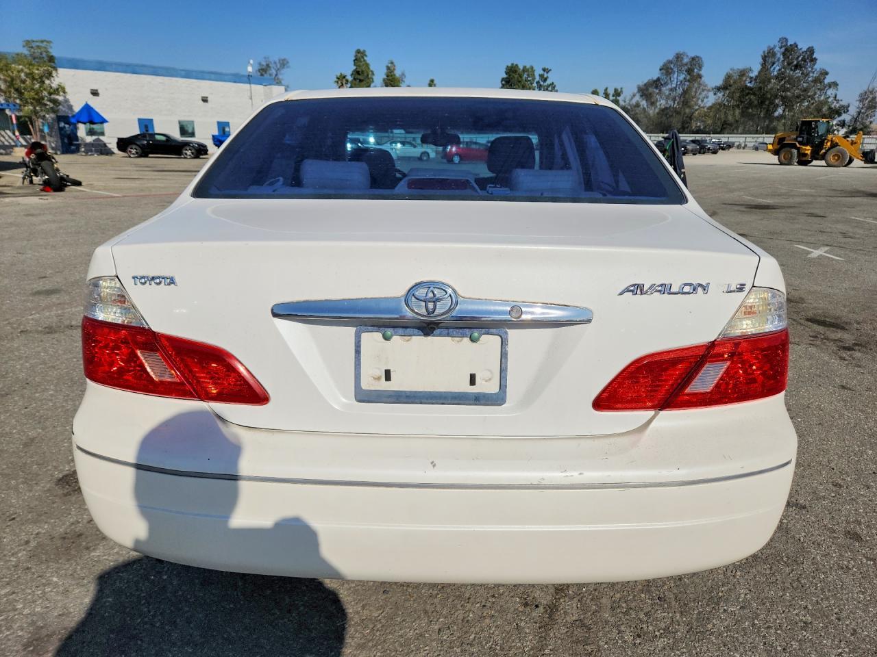 2004 TOYOTA Avalon