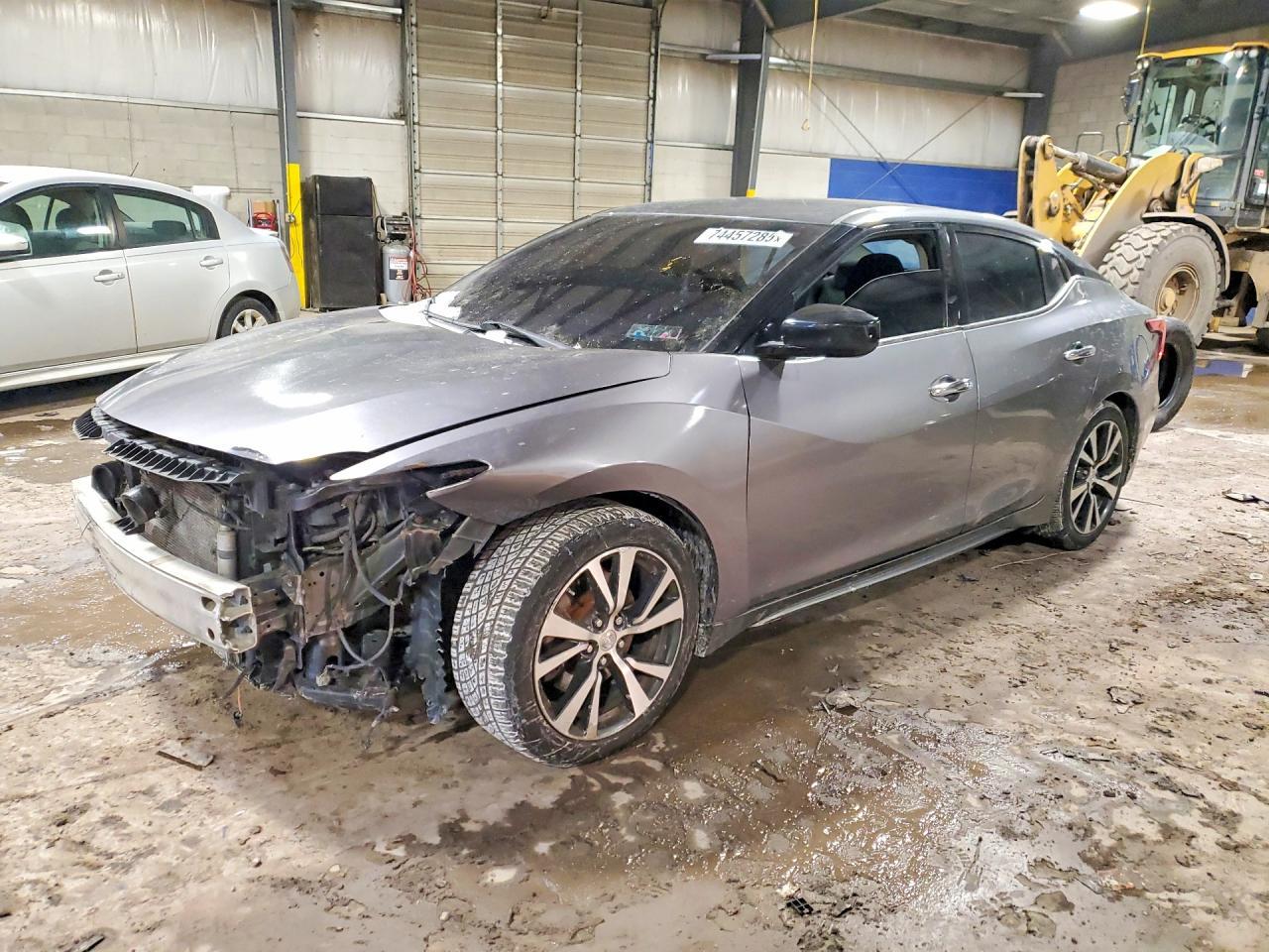 2017 NISSAN Maxima