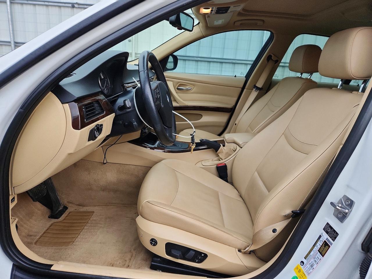 2011 BMW 3 SERIES