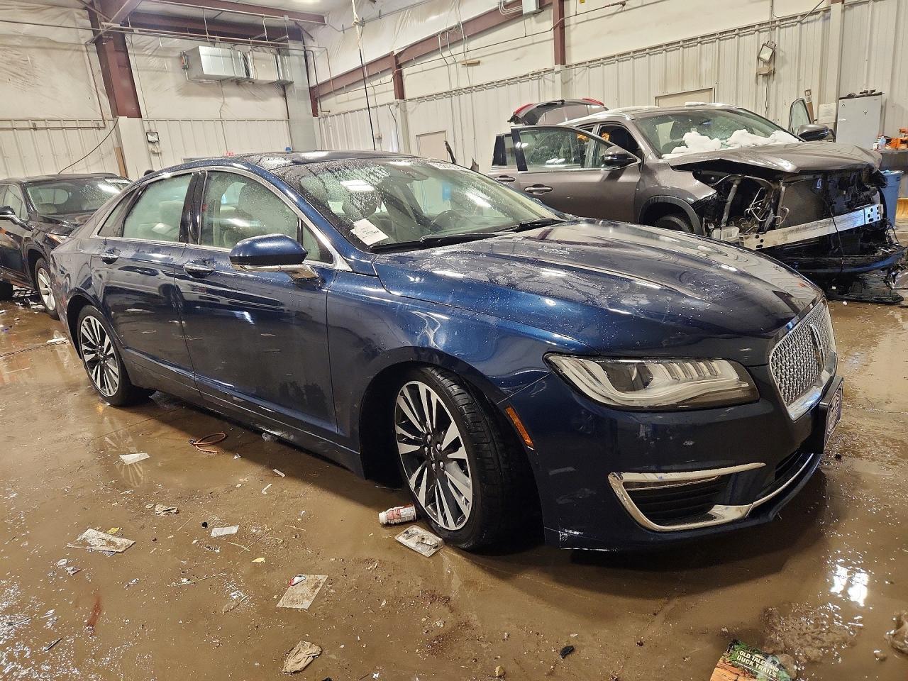 2017 LINCOLN MKZ