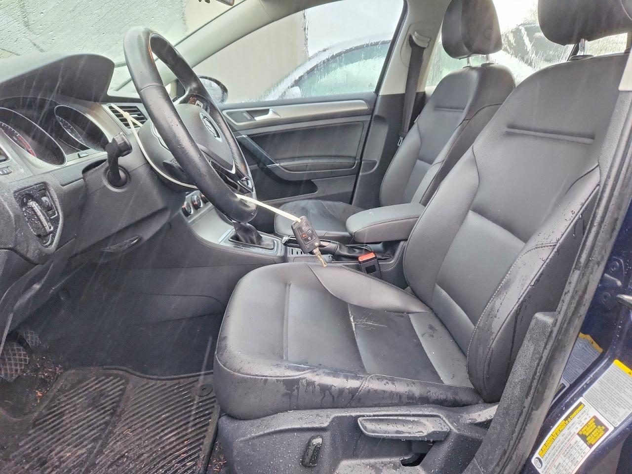 2015 VOLKSWAGEN GOLF