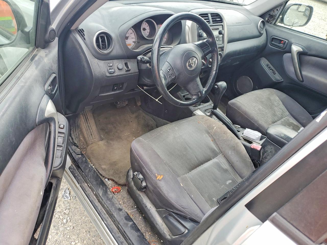 2004 TOYOTA RAV4