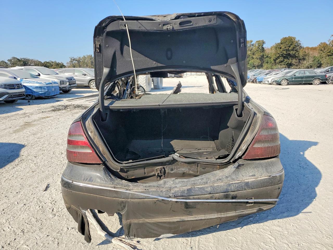 2005 MERCEDES-BENZ E-Class
