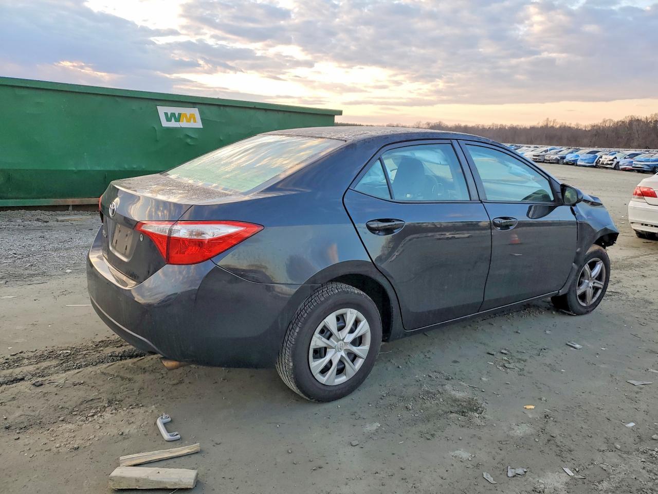 2015 TOYOTA COROLLA
