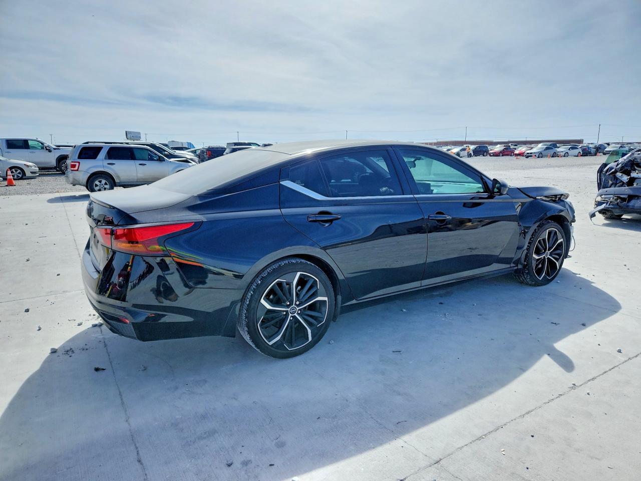 2024 NISSAN ALTIMA