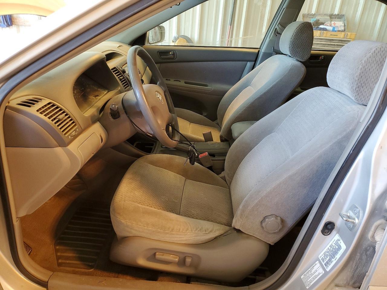 2002 TOYOTA CAMRY