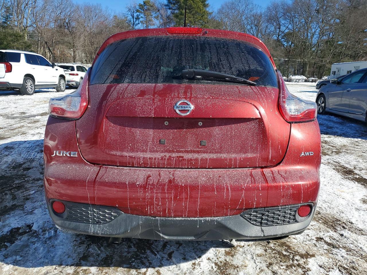 2015 NISSAN Juke