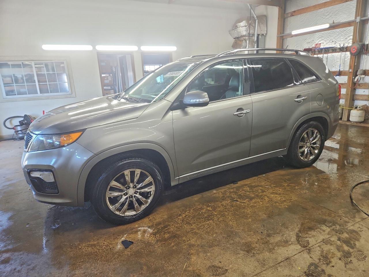 2013 KIA SORENTO