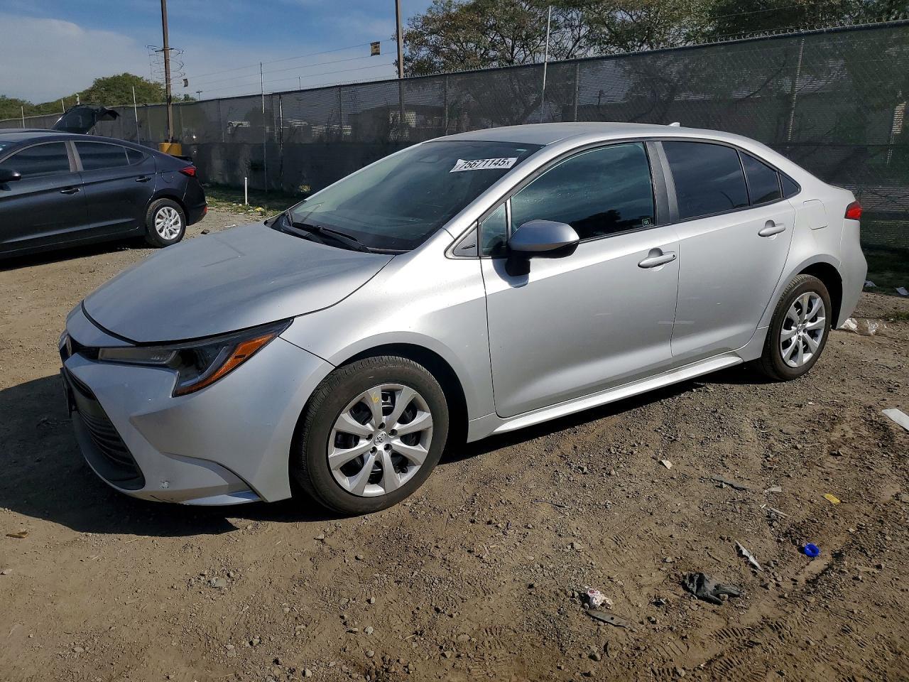 2025 TOYOTA COROLLA