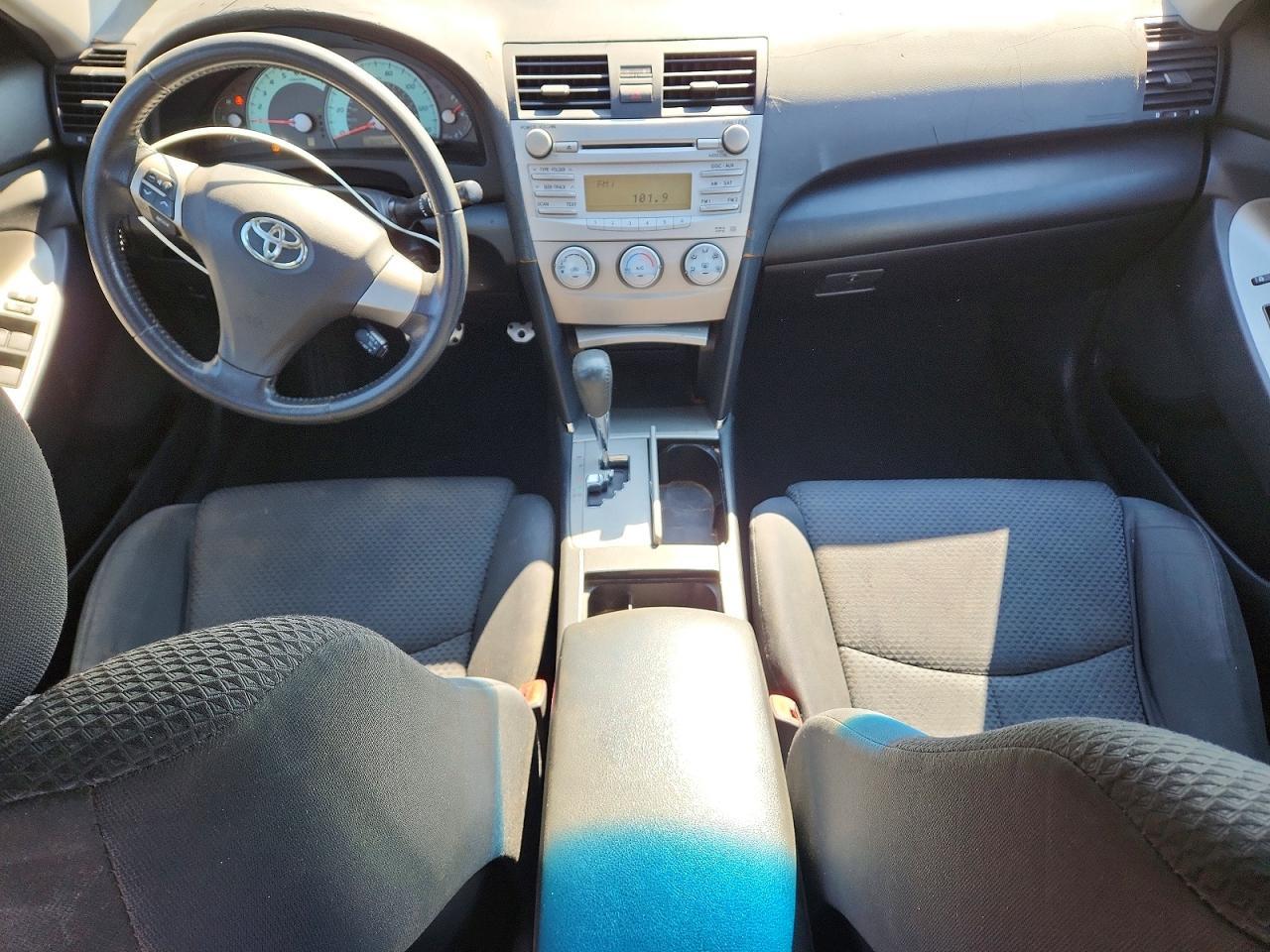 2010 TOYOTA CAMRY