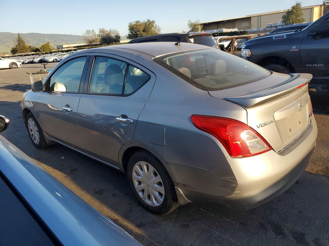2014 NISSAN VERSA