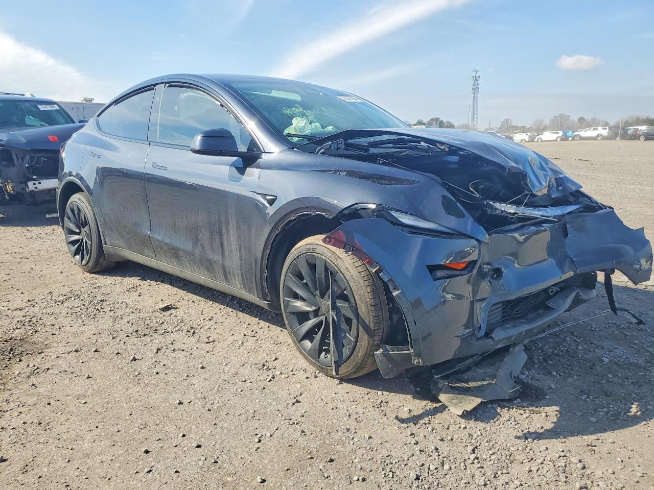 2026 TESLA MODEL Y
