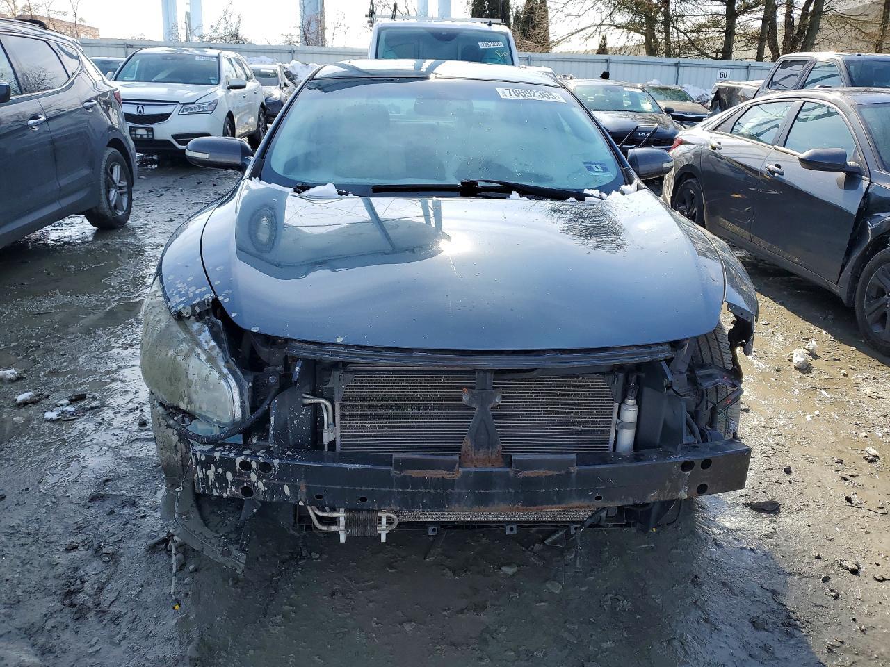 2013 NISSAN Maxima