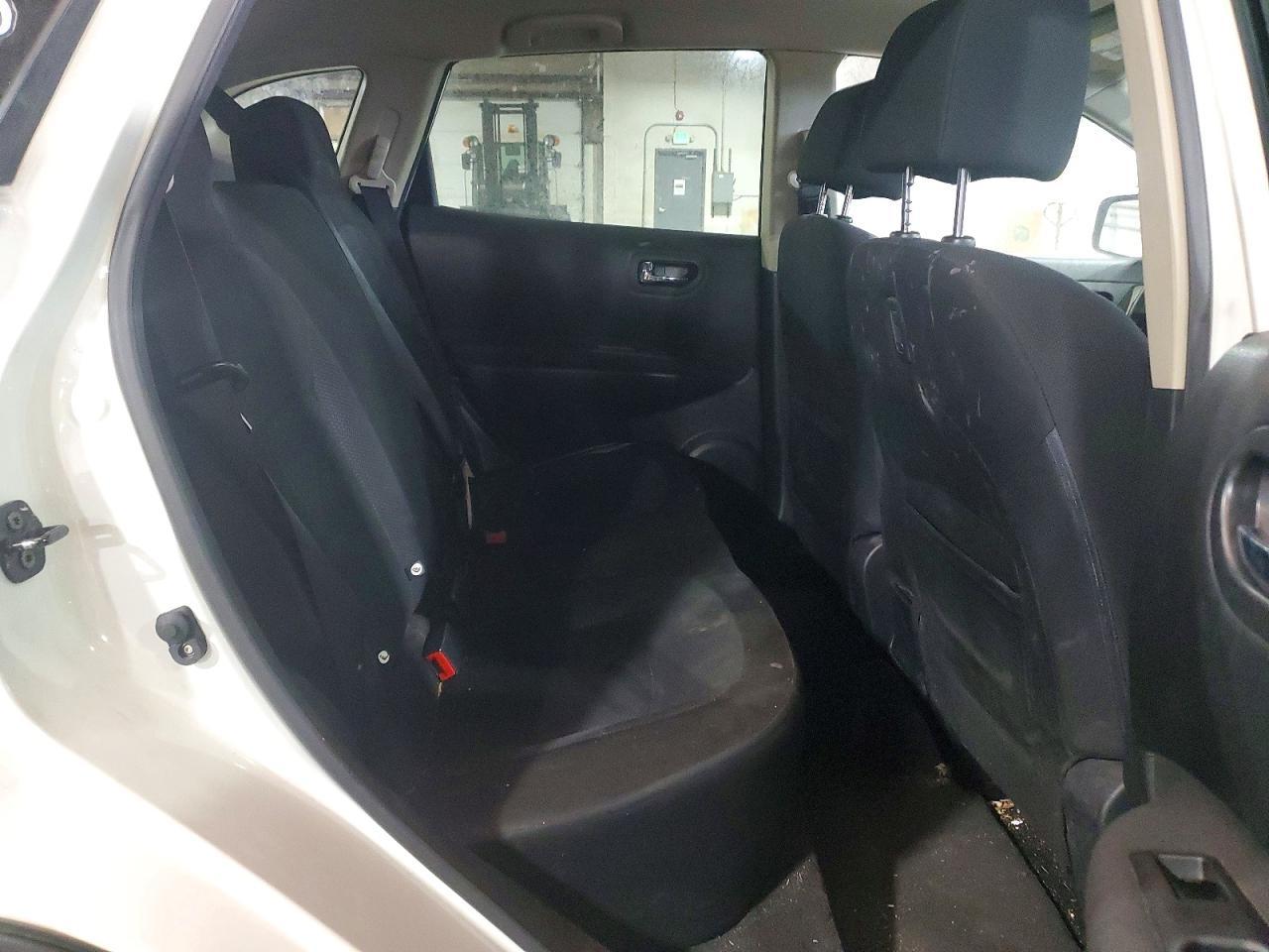 2014 NISSAN ROGUE