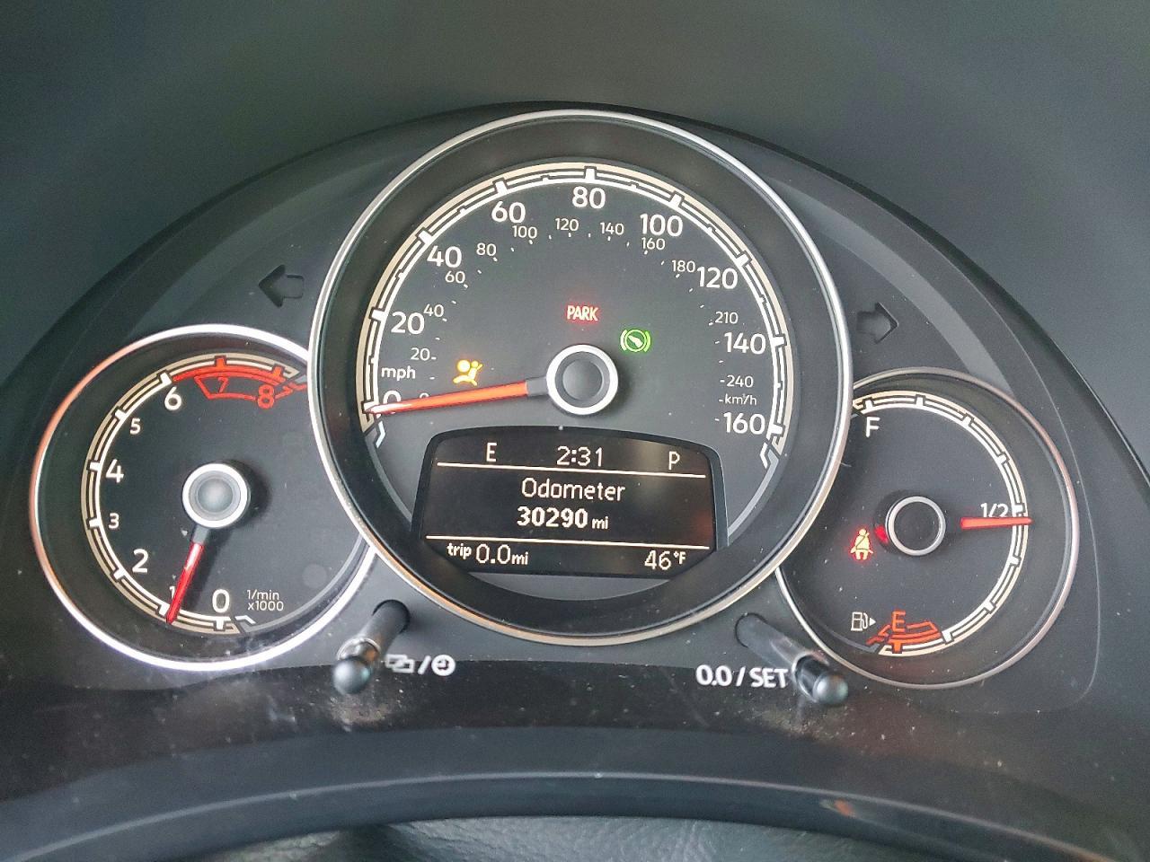 2017 VOLKSWAGEN Beetle